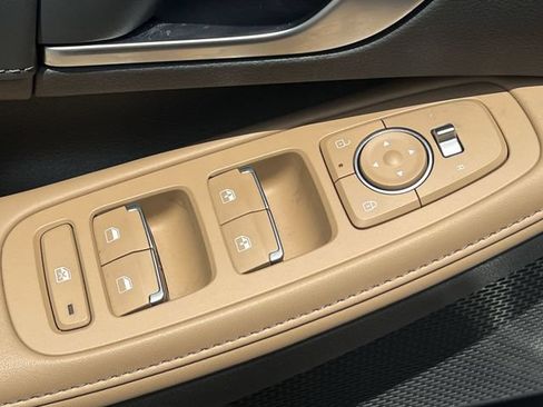 Certified 2025 Hyundai Sonata Limited FWD image 35