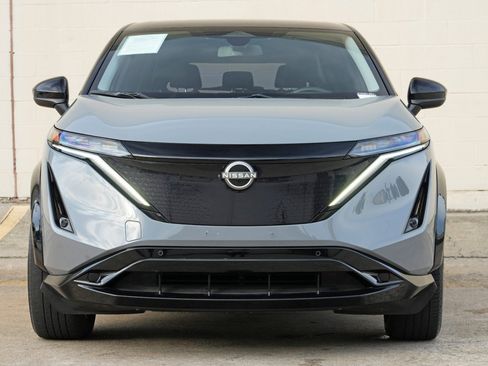 Used 2023 Nissan Ariya FWD image 6