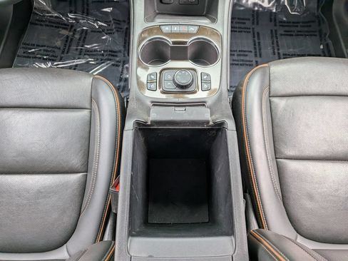 Used 2023 GMC Acadia AT4 w/ Preferred Package AWD/4WD image 35