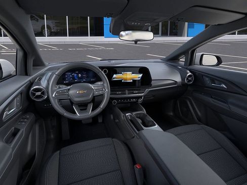 New 2026 Chevrolet Equinox EV LT w/ Comfort Package image 15