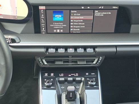 Certified 2021 Porsche 911 Turbo S AWD/4WD image 26