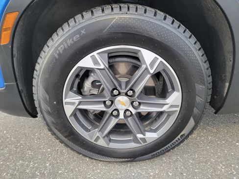 Certified 2025 Chevrolet Blazer LT image 9