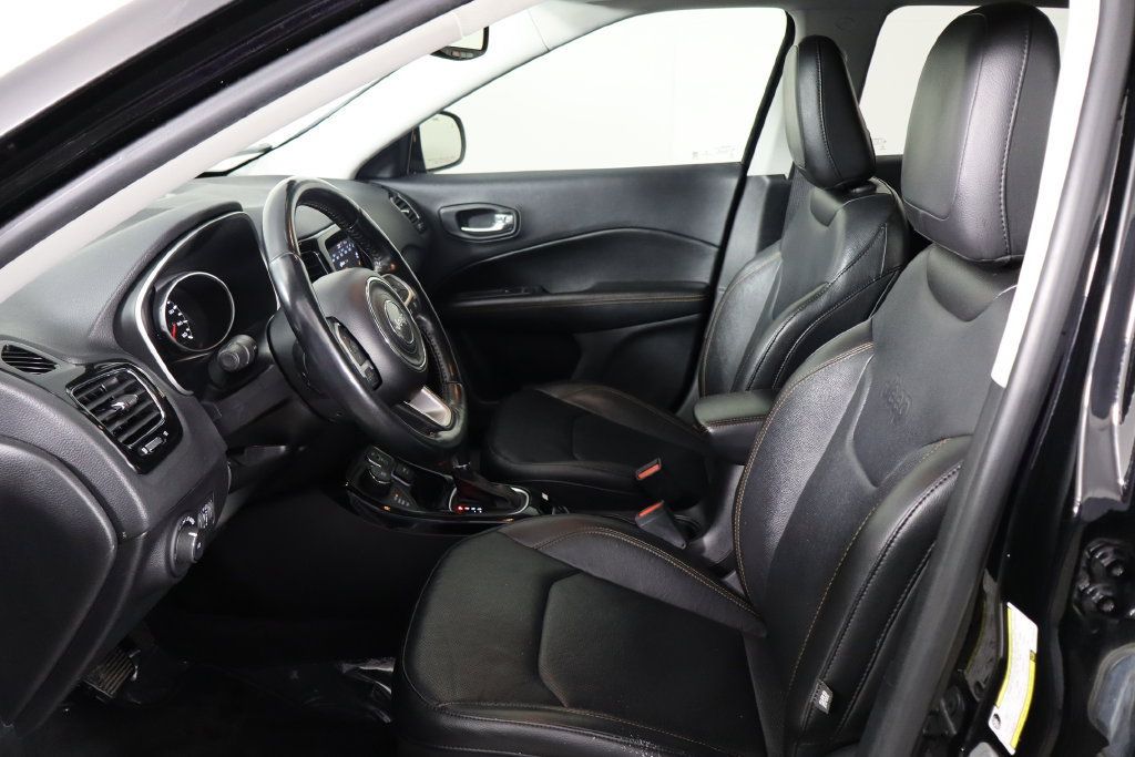 Used 2021 Jeep Compass Limited w/ Sun and Sound Group AWD/4WD image 14
