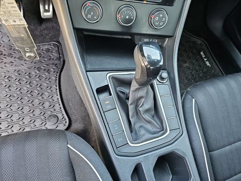 Used 2023 Volkswagen Jetta Sport FWD image 19