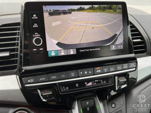 Used 2025 Honda Odyssey Sport-L image 18