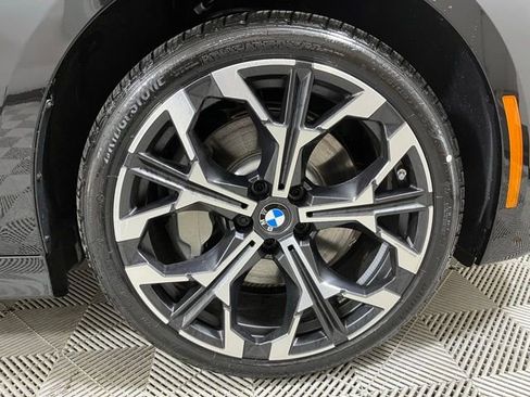 Used 2025 BMW 330i xDrive Sedan w/ Premium Package AWD/4WD image 24