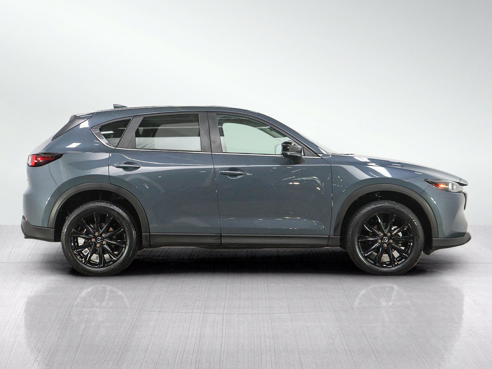 Used 2025 MAZDA CX-5 Carbon Edition AWD/4WD image 6