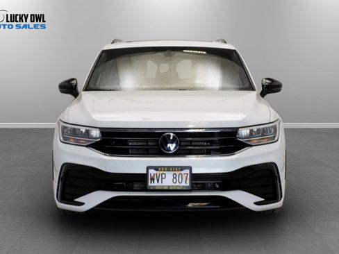 Used 2023 Volkswagen Tiguan SE R-Line FWD image 2