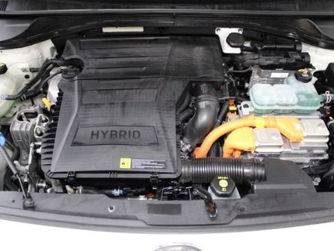 Used 2018 Kia Niro LX FWD image 25