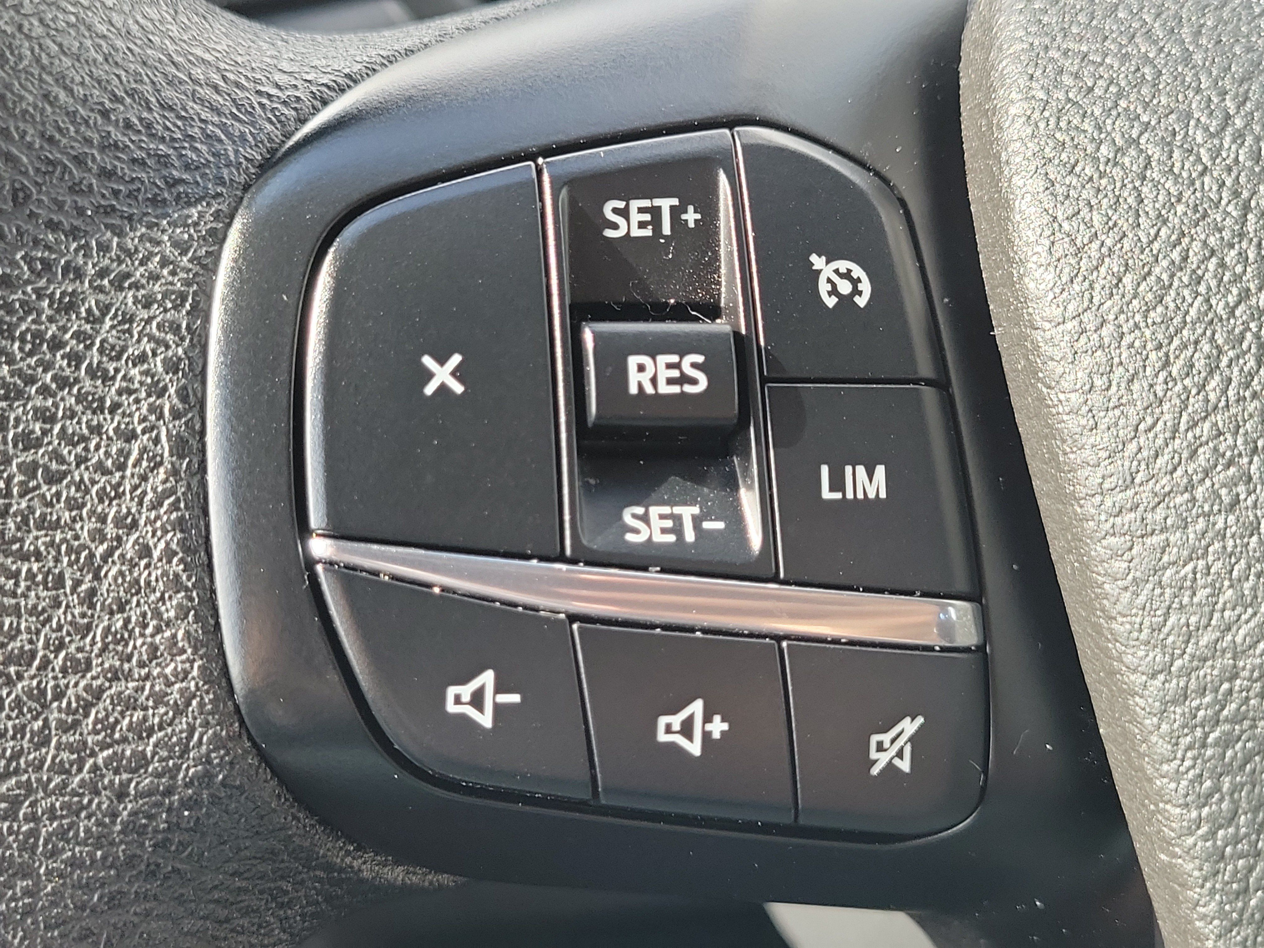 Used 2025 Ford Transit 250 Low Roof w/ Exterior Upgrade Package RWD image 19