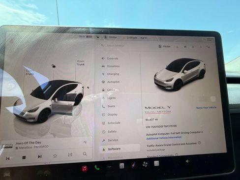 Used 2022 Tesla Model Y Performance AWD/4WD image 16