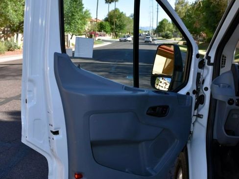 Used 2017 Ford Transit 350 XLT image 10