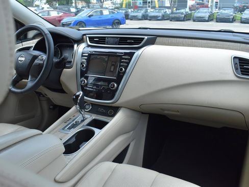 Used 2019 Nissan Murano SL w/ SL Technology Package FWD image 61