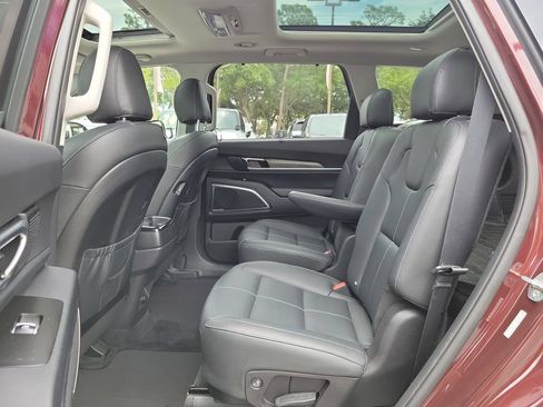 Used 2021 Kia Telluride SX w/ Nightfall Edition Package AWD/4WD image 16