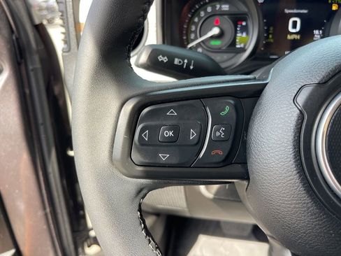 Certified 2025 Jeep Wrangler Unlimited Sport S 4xe AWD/4WD image 18