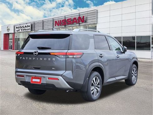 New 2025 Nissan Pathfinder SL image 4