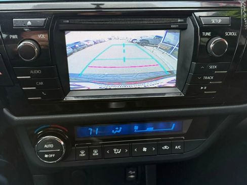 Used 2016 Toyota Corolla S image 10