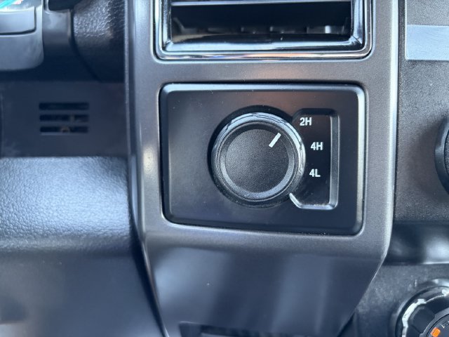 Used 2019 Ford F150 XLT w/ Equipment Group 302A Luxury AWD/4WD image 32
