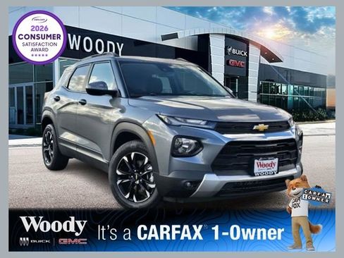 Used 2022 Chevrolet TrailBlazer LT FWD image 1