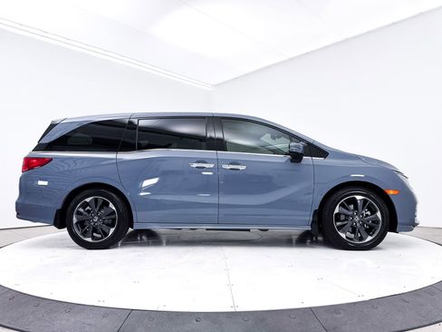 Used 2023 Honda Odyssey Elite image 40
