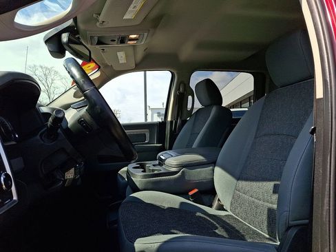 Used 2019 RAM 1500 Big Horn image 13