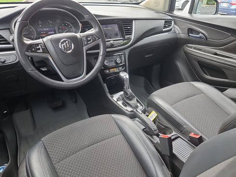 Used 2022 Buick Encore Preferred w/ Safety Package AWD/4WD image 3