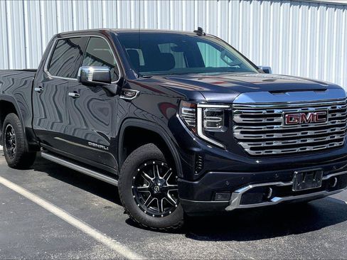 Used 2024 GMC Sierra 1500 Denali AWD/4WD image 2