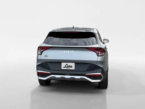 Used 2025 Kia Sportage LX FWD image 5