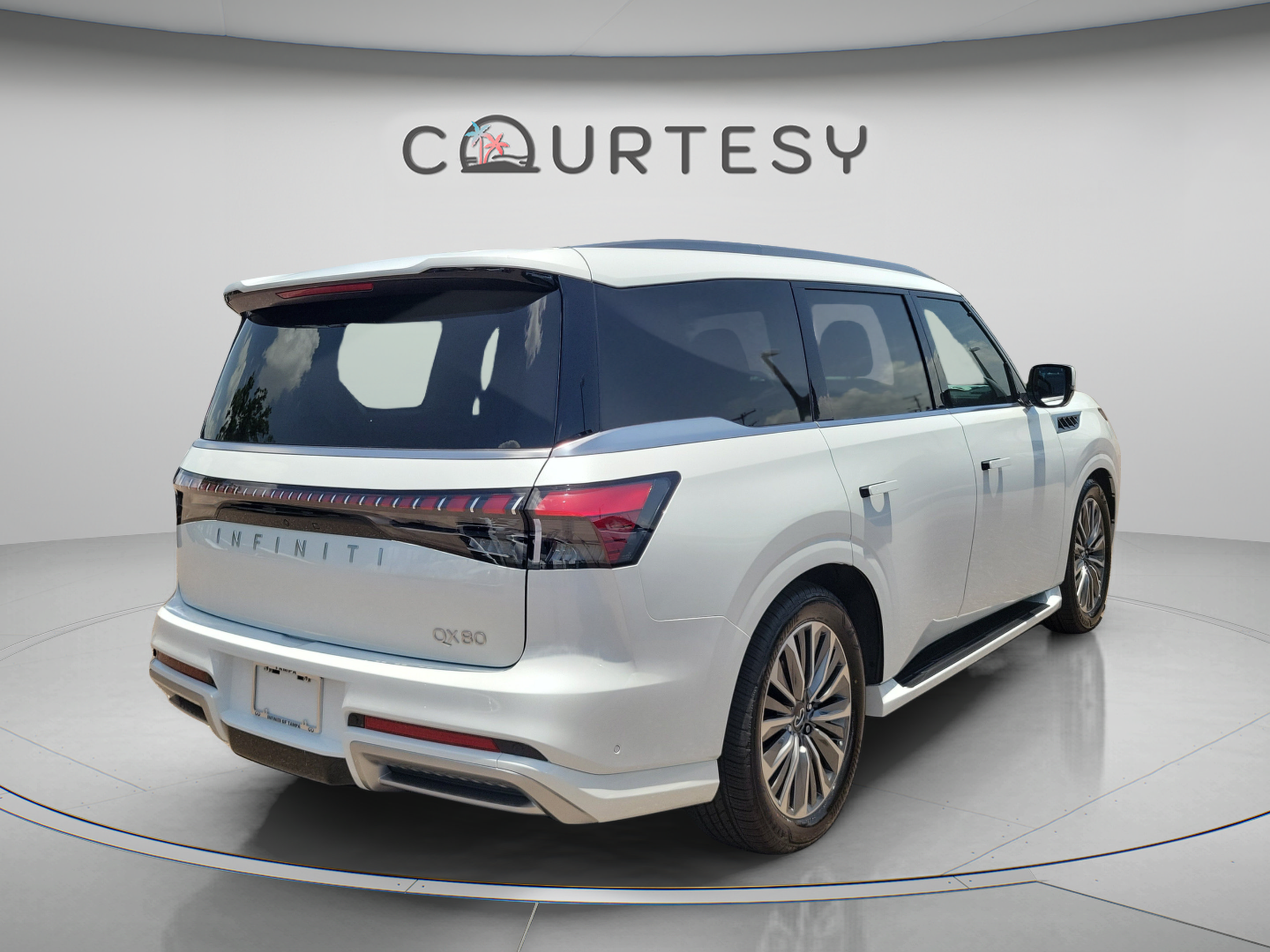 New 2027 INFINITI QX80 Luxe w/ Cargo Package AWD/4WD image 3