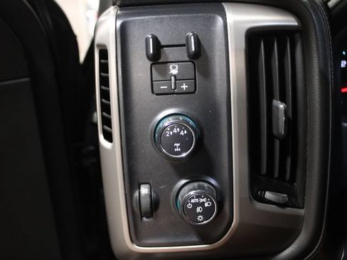 Used 2019 GMC Sierra 2500 Denali w/ LPO, Protection Package AWD/4WD image 40