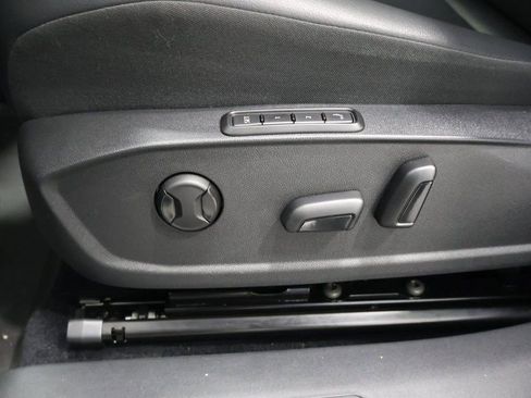 Used 2021 Volkswagen ID.4 Pro S w/ Gradient Package image 14