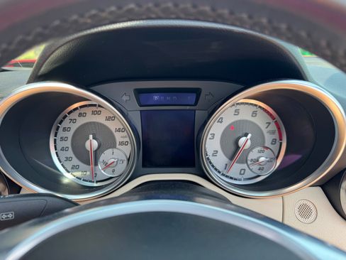 Used 2014 Mercedes-Benz SLK 250 image 16