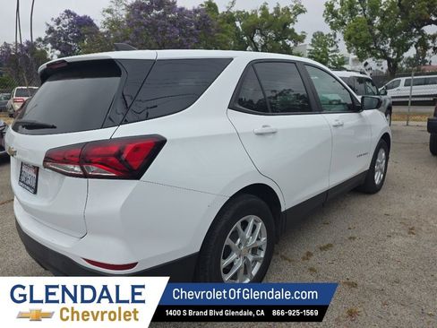Used 2022 Chevrolet Equinox LS w/ LS Convenience Package FWD image 7