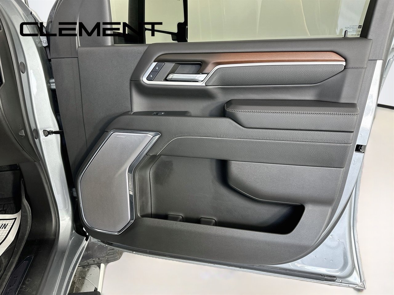 Used 2024 GMC Sierra 3500 Denali w/ Denali Reserve Package AWD/4WD image 37