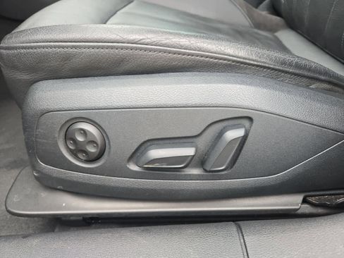 Used 2017 Audi A4 2.0T Ultra Premium w/ Convenience Package image 15