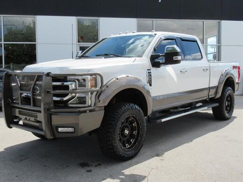Used 2022 Ford F250 King Ranch w/ King Ranch Ultimate Package AWD/4WD image 3
