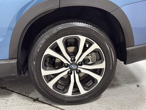 Used 2023 Subaru Forester Limited w/ Popular Package #2 image 23