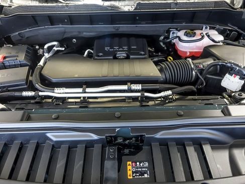 New 2026 Chevrolet Silverado 1500 LT image 18