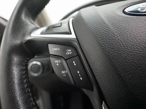 Used 2020 Ford Fusion SEL image 19