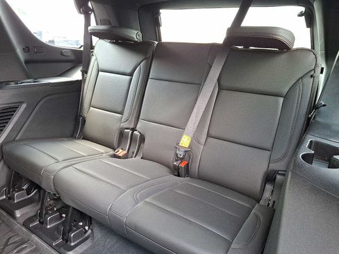 Used 2024 Chevrolet Tahoe High Country w/ Advanced Technology Package AWD/4WD image 11