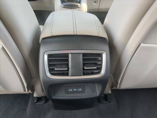 Certified 2026 Acura RDX w/ Technology Package AWD/4WD image 18
