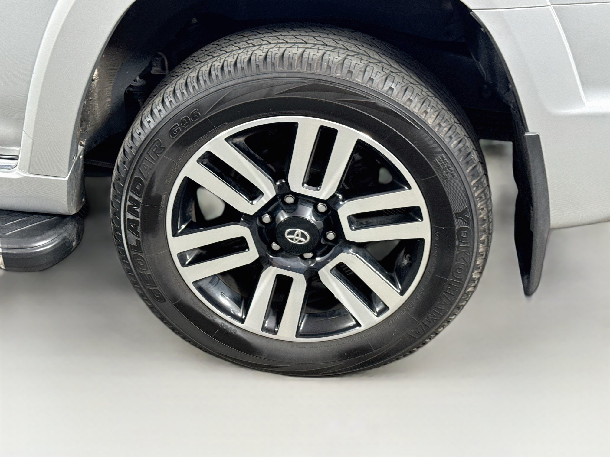 Certified 2023 Toyota 4Runner Limited AWD/4WD image 9