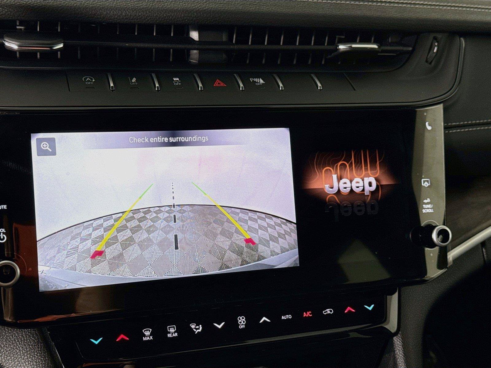 New 2027 Jeep Grand Cherokee Limited w/ Trailer Tow Package AWD/4WD image 8