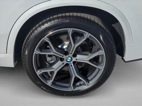 Used 2026 BMW X5 sDrive40i RWD image 10