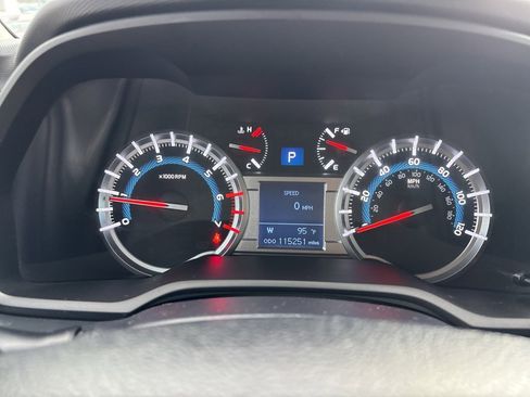 Used 2015 Toyota 4Runner 2WD image 30