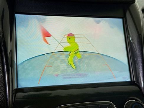 Used 2019 Chevrolet Impala LT image 5