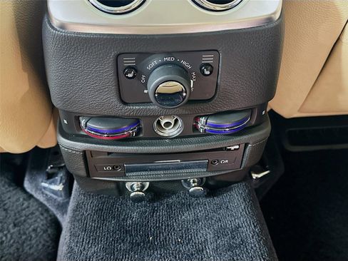 Used 2014 Rolls-Royce Ghost image 37