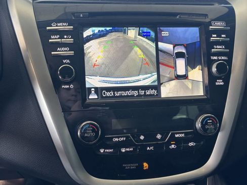 Used 2017 Nissan Murano SL w/ SL Technology Package image 10