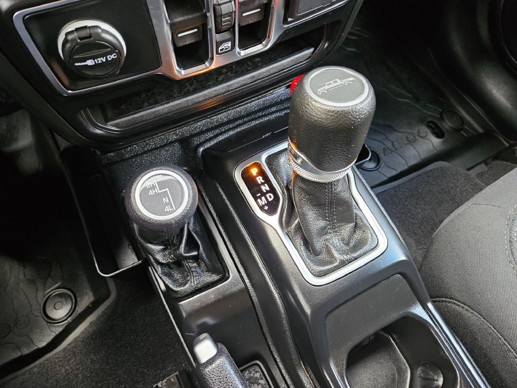 Used 2021 Jeep Gladiator Sport AWD/4WD image 30