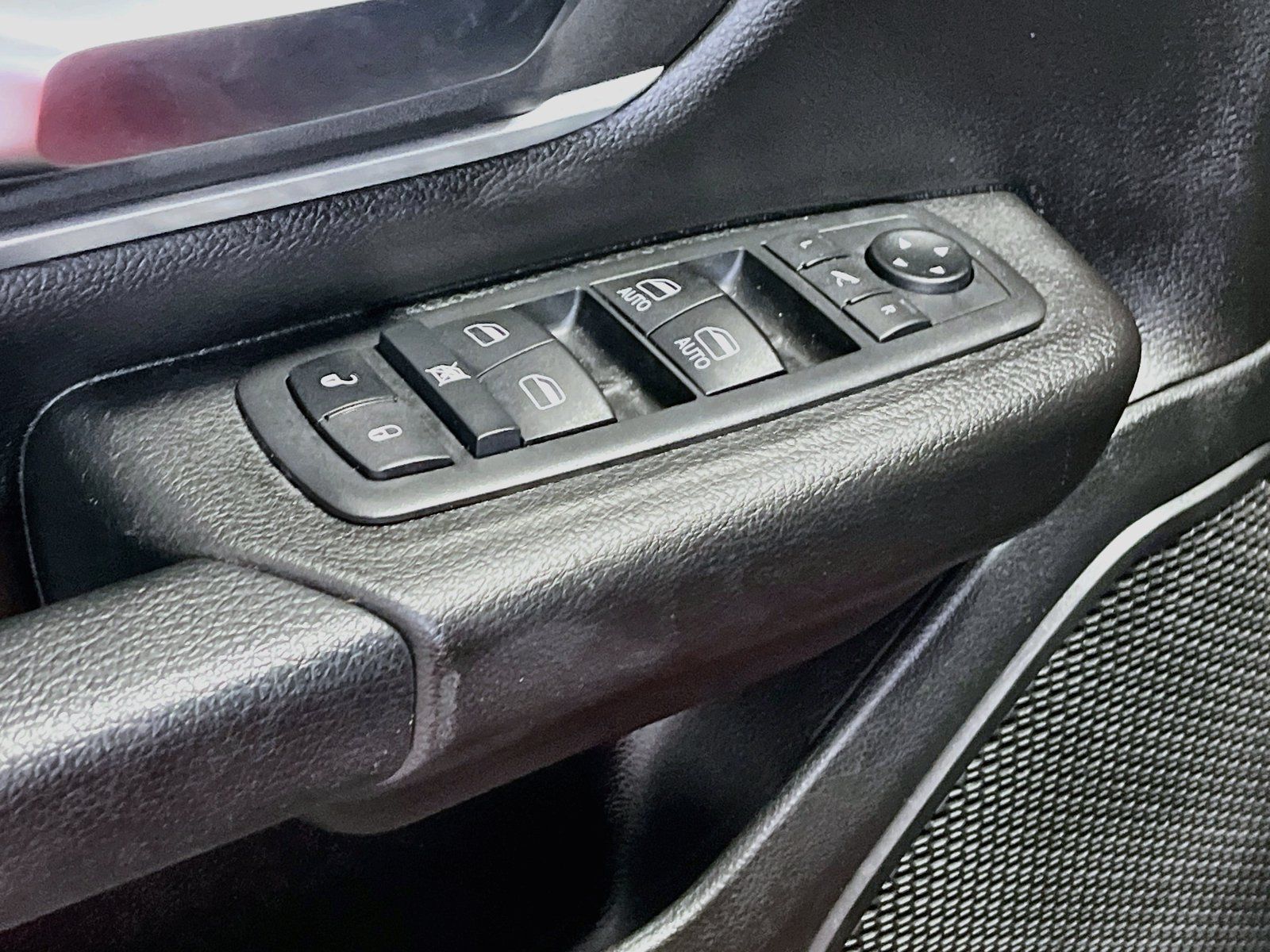 Used 2021 RAM 1500 Big Horn AWD/4WD image 18